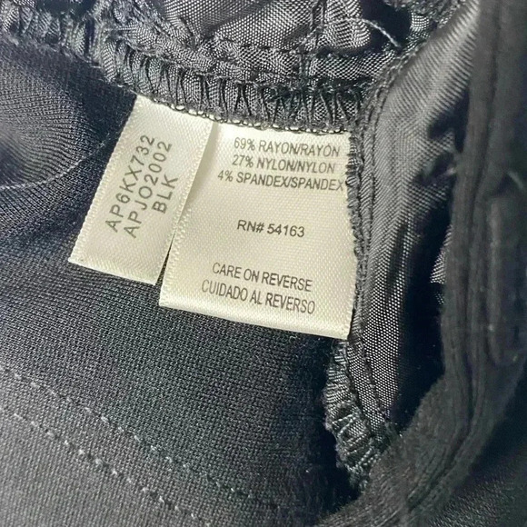 Andrew Marc Black Stretchy Minimalist Skinny Pants - Picture 5 of 5